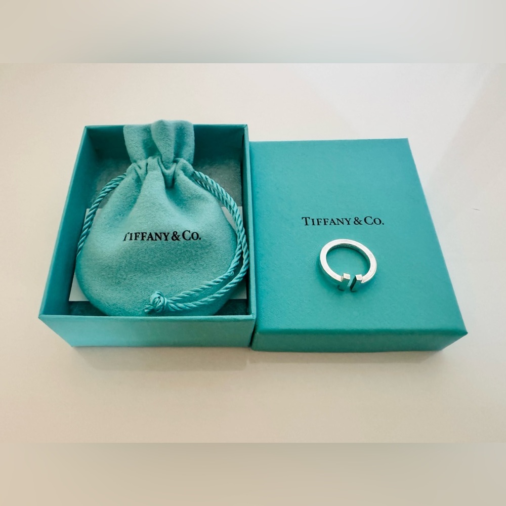Tiffany & Co. T Square Ring in Silver, Size 6